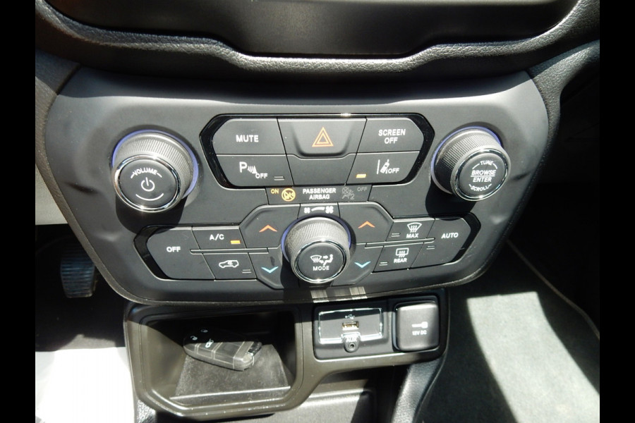 Jeep Renegade 1.0T LIMITED*PANODAK*AIRCO*CR CONTR*TREKH*