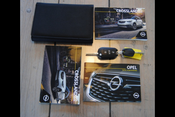 Opel Crossland X 1.2 T. 120 J. Ed. | Carplay| Trekhaak | Camera