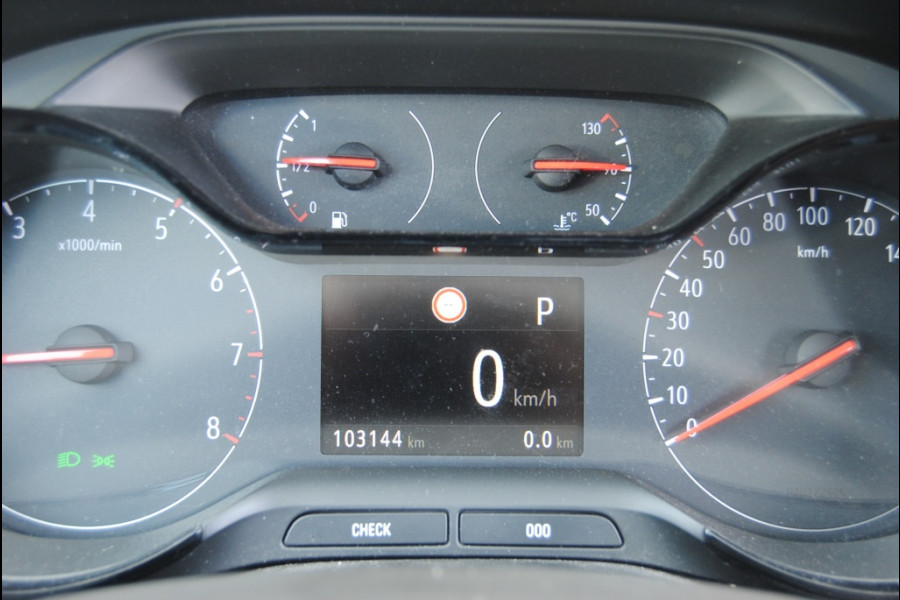 Opel Crossland X 1.2 T. 120 J. Ed. | Carplay| Trekhaak | Camera