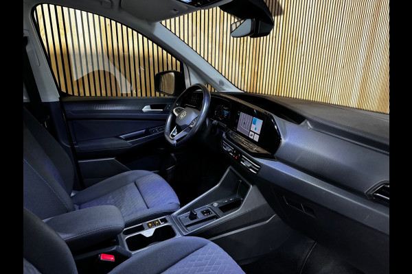 Volkswagen Caddy 1.5 TSI 5p PANO|TREKHAAK|VIRTUAL|CAMERA|FULL LED|ACC|18 INCH