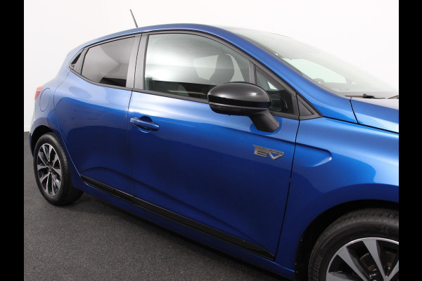 Mitsubishi Colt 1.6 HEV Automaat Intense Navigatie Apple Carplay/Android Auto Camera Climate Control Cruise Control Lichtmetalen velgen Extra Getint Glas Digitale Cockpit