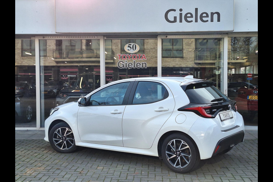 Toyota Yaris 1.5 Hybrid Dynamic Plus | Stoelverwarming, Keyless, Startknop, Apple CarPlay/Android Auto, Parkeercamera