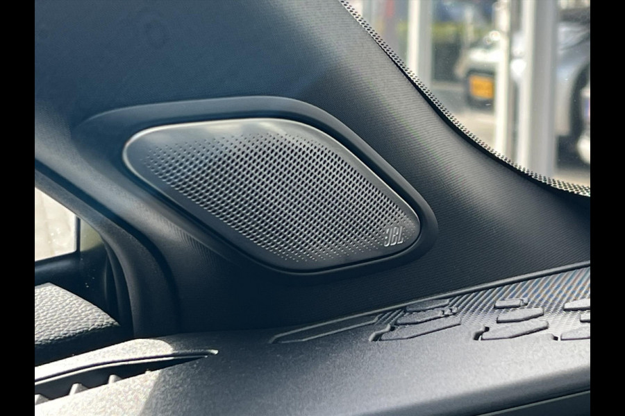 Toyota C-HR 2.0 PHEV GR Sport | JBL, Geheugenfunctie, Stoel + Stuurverwarming, Groot scherm, 19 inch, Blind spot, Parkeersensoren