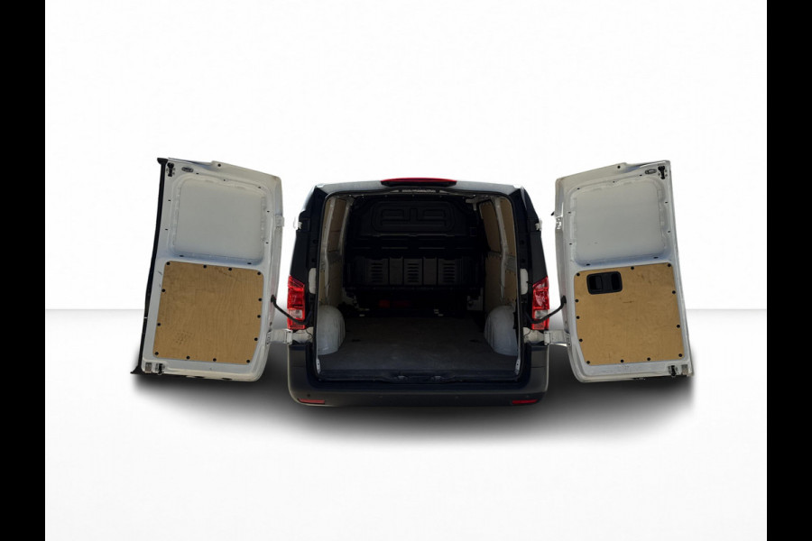 Mercedes-Benz Vito 114 1.9 CDI Automaat L2H1 MBUX Dakdragers LED Navigatie Climate Control Carplay Camera Parkeersensoren
