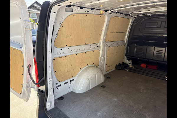 Mercedes-Benz Vito 114 1.9 CDI Automaat L2H1 MBUX Dakdragers LED Navigatie Climate Control Carplay Camera Parkeersensoren