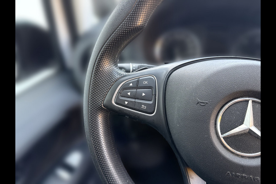 Mercedes-Benz Vito 114 1.9 CDI Automaat L2H1 MBUX Dakdragers LED Navigatie Climate Control Carplay Camera Parkeersensoren