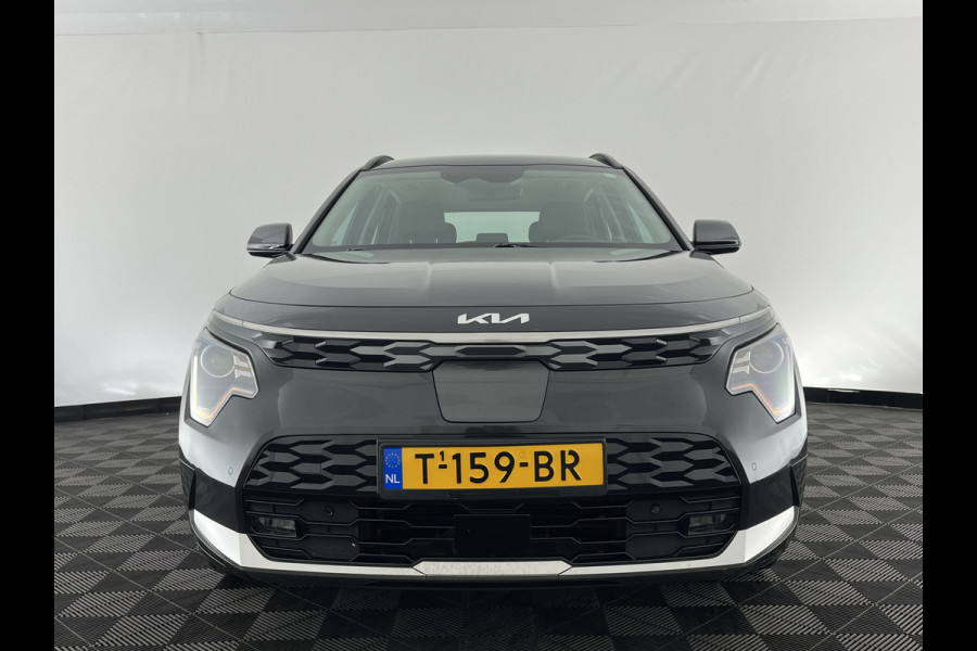 Kia Niro EV DynamicLine 64.8 kWh [3-Fase-11kW] {SoH-96%} (INCL-BTW) Aut. *LEATHER-FABRIC | ADAPTIVE-CRUISE | DIGI-COCKPIT | KEYLESS | CAMERA | DAB | COMFORTSEATS | SHIFTPADDLES | ECC | PDC | CARPLAY | AMBIENT-LIGHT | 17''ALU*