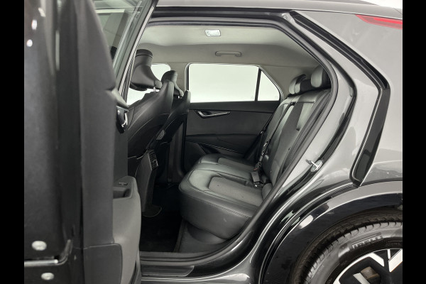 Kia Niro EV DynamicLine 64.8 kWh [3-Fase-11kW] {SoH-96%} (INCL-BTW) Aut. *LEATHER-FABRIC | ADAPTIVE-CRUISE | DIGI-COCKPIT | KEYLESS | CAMERA | DAB | COMFORTSEATS | SHIFTPADDLES | ECC | PDC | CARPLAY | AMBIENT-LIGHT | 17''ALU*