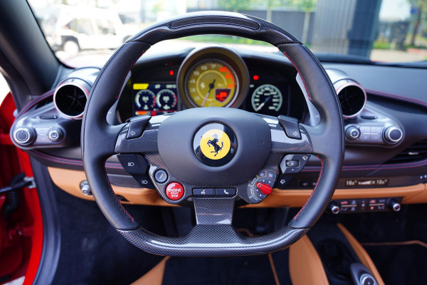 Ferrari F8 Spider 3.9 V8 HELE Carbon Pack
