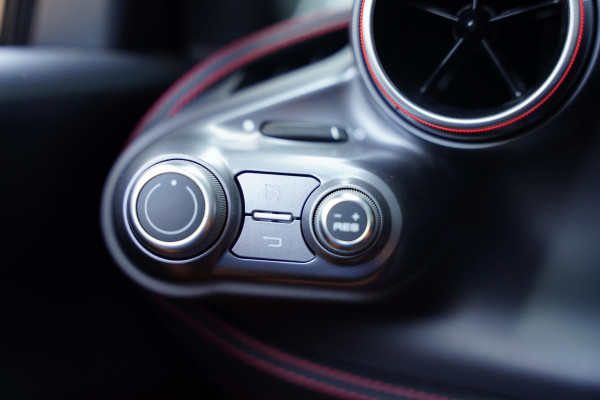 Ferrari F8 Spider 3.9 V8 HELE Carbon Pack