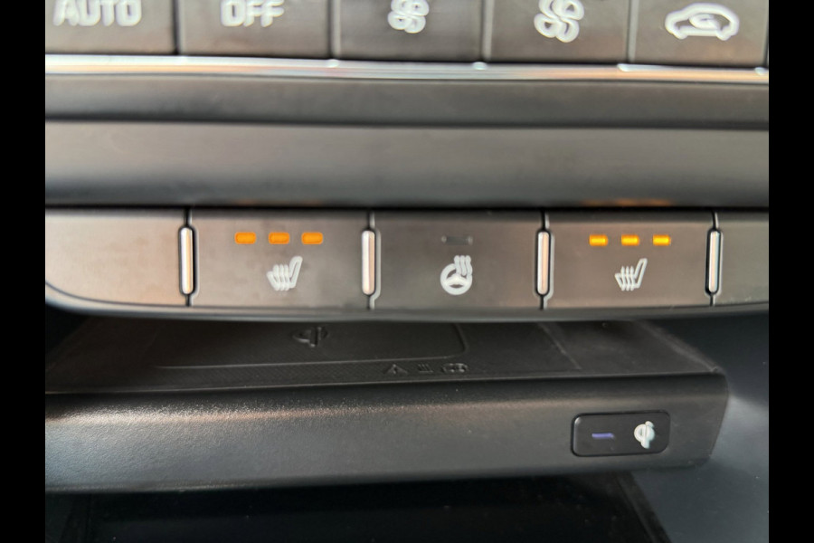 Kia Xceed 1.4T-GDi DynamicPlus - Navigatie / Apple CarPlay I Camera I LED I Sport pakket 1/2 Leer I 89.000 KM - Dealer onderhouden