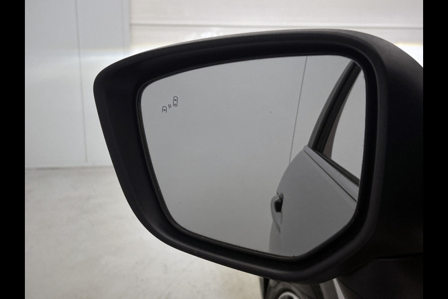 Mitsubishi Eclipse Cross 1.5 DI-T First Edition(NL-auto, Trekhaak, 360 Camera, StoelV, Navi, Lane Assist, Etc)