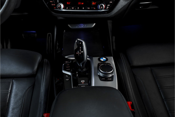 BMW X3 xDrive20i 184 PK High Executive Org. NL | M-Sport | Afn. Trekhaak | Cruise | Stoelverw. | PDC | Camera | NAV | ECC | Elek. Klep | LM 20" |