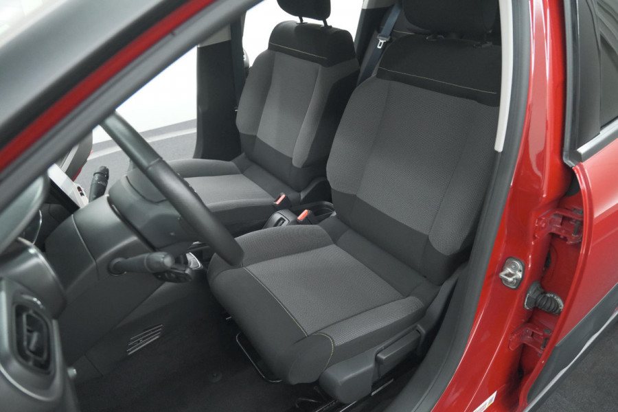 Citroën C3 PureTech 82 S&S Shine | Camera | Apple Carplay | Parkeersensoren | 16 Inch Velgen