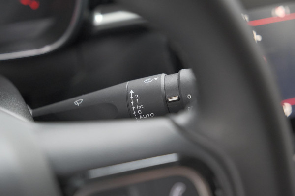 Citroën C3 PureTech 82 S&S Shine | Camera | Apple Carplay | Parkeersensoren | 16 Inch Velgen