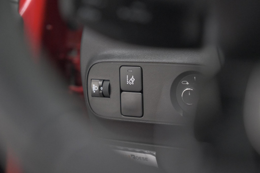 Citroën C3 PureTech 82 S&S Shine | Camera | Apple Carplay | Parkeersensoren | 16 Inch Velgen