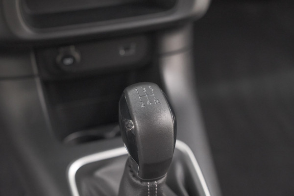 Citroën C3 PureTech 82 S&S Shine | Camera | Apple Carplay | Parkeersensoren | 16 Inch Velgen