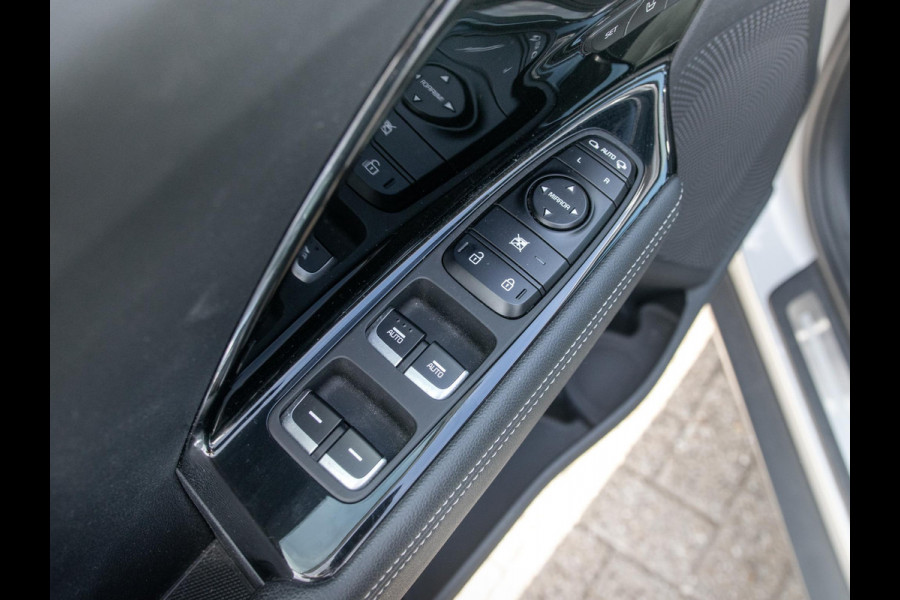 Kia Niro 1.6 GDi Hybrid ExecutiveLine | Leder | Schuif/kanteldak | Cruise \ Climate | 100% onderhouden