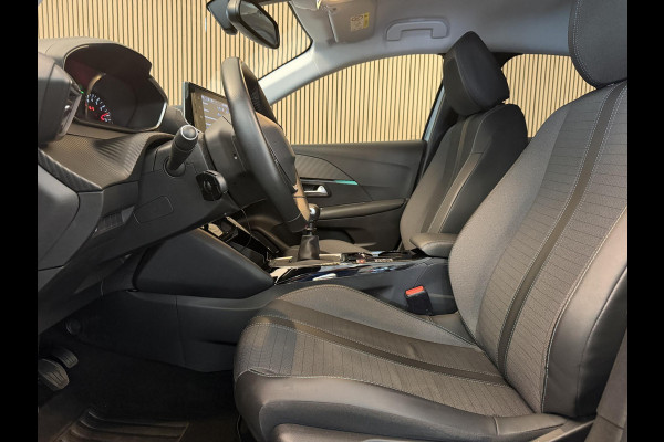 Peugeot 208 1.2 PureTech 100PK Allure Pack | Carplay | LED | Keyless | Camera | Incl. garantie