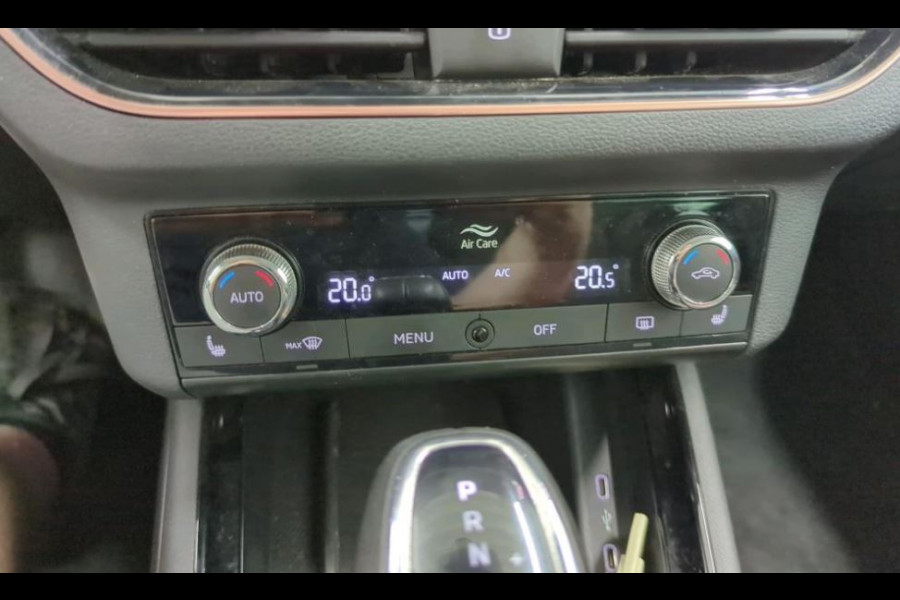 Škoda Kamiq 1.5 TSI 150Pk Automaat ACT Business Edition / Trekhaak / Pdc.+Camera / Airco-ecc./ Navigatie /
