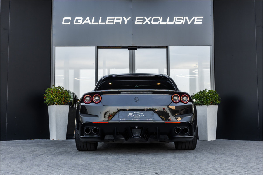 Ferrari GTC4Lusso 6.3 V12 - 4-zits l Lift l Passenger Display l Carbon l Panorama