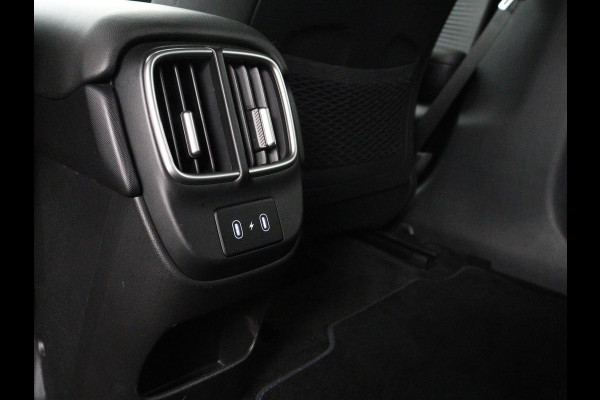 Hyundai IONIQ 6 Connect 77.4 kWh | SOH 94,7% | Warmtepomp | Head-Up | Stoelverwarming | Camera | Carplay | Standkachel | Adaptive cruise | Keyless | Navigatie | Achterbankverwarming | Full LED