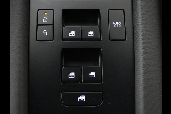 Hyundai IONIQ 6 Connect 77.4 kWh | SOH 94,7% | Warmtepomp | Head-Up | Stoelverwarming | Camera | Carplay | Standkachel | Adaptive cruise | Keyless | Navigatie | Achterbankverwarming | Full LED