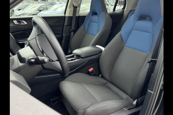Lynk & Co 01 1.5 NL-AUTO | TREKHAAK | BLACK PACK | PANODAK