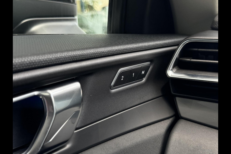 Lynk & Co 01 1.5 NL-AUTO | TREKHAAK | BLACK PACK | PANODAK