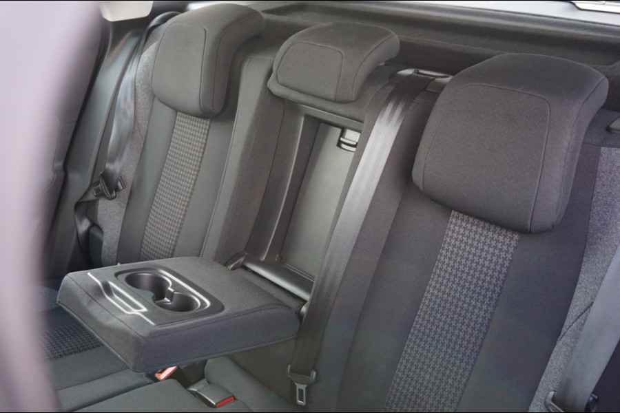 Peugeot 3008 131PK PureTech Bue Lease AUTOM. | AFN. TREKHAAK | HOGE ZIT