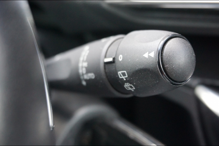 Peugeot 3008 131PK PureTech Bue Lease AUTOM. | AFN. TREKHAAK | HOGE ZIT