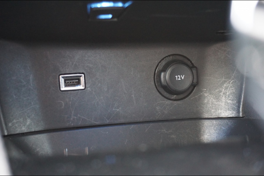 Peugeot 3008 131PK PureTech Bue Lease AUTOM. | AFN. TREKHAAK | HOGE ZIT