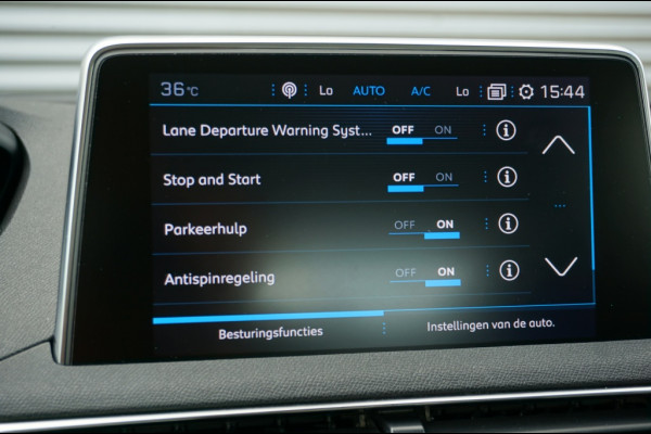 Peugeot 3008 131PK PureTech Bue Lease AUTOM. | AFN. TREKHAAK | HOGE ZIT