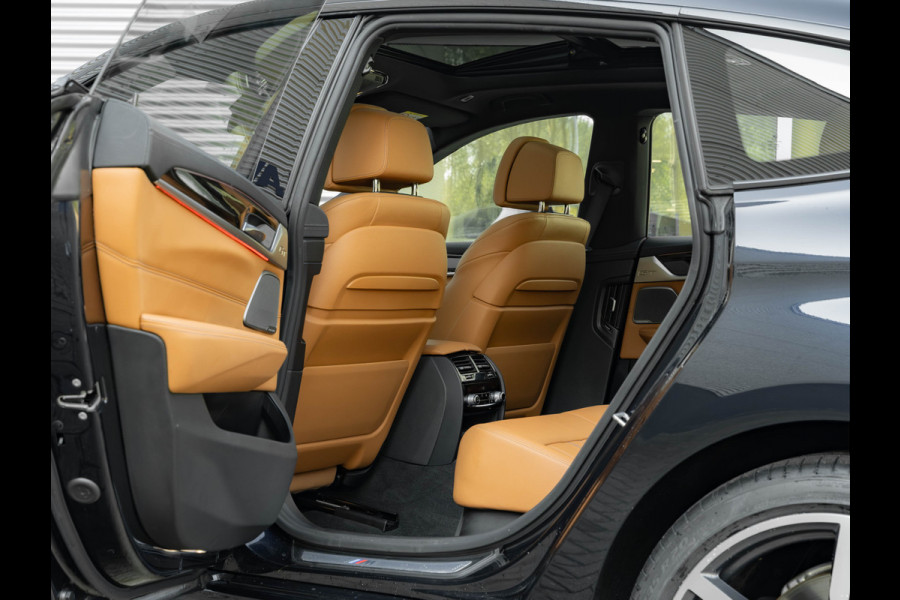 BMW 6 Serie Gran Turismo 630i M-Sport - Pano - Trekhaak - Harman Kardon - Head-Up - Lasers