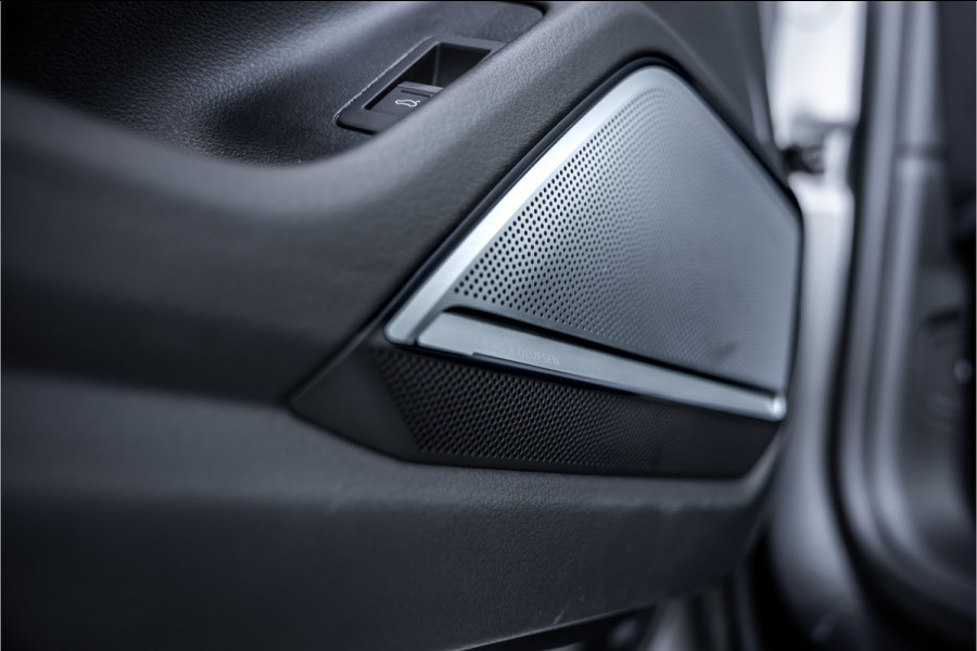 Audi RS7 Sportback 4.0 TFSI quattro - RS Dynamic + | Panorama | B&O Adv. | Carbon | Alcantara
