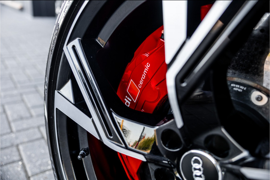 Audi RS7 Sportback 4.0 TFSI quattro - RS Dynamic + | Panorama | B&O Adv. | Carbon | Alcantara