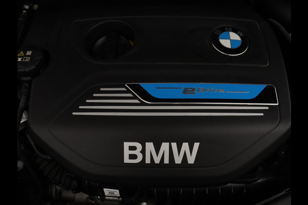 BMW X2 xDrive25e Goldplay Edition | SOH 82,1% | M Sport | Leder | Head-Up | Sportstoelen | 19'' velgen | Sfeerverlichting | Camera | Stoelverwarming | Navigatie | Full LED | Keyless | DAB | Park Assist | Memory | PHEV | Plug In