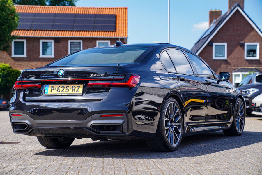 BMW 7 Serie 745e High Executive | Stoelverkoeling | Stuurwiel verwarming | Harman/Kardon | Driving Assistant | Soft Close | NIEUW