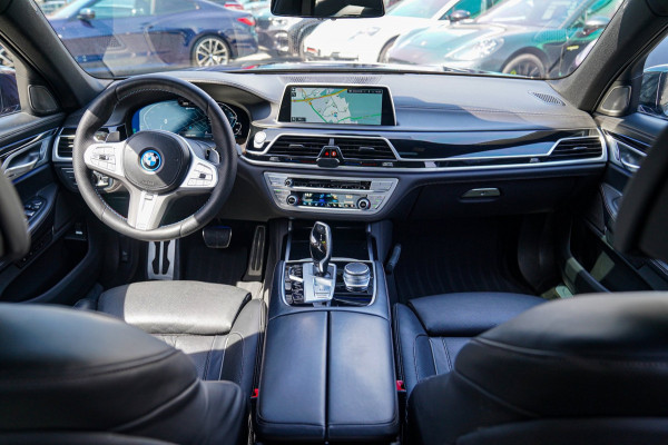 BMW 7 Serie 745e High Executive | Stoelverkoeling | Stuurwiel verwarming | Harman/Kardon | Driving Assistant | Soft Close | NIEUW