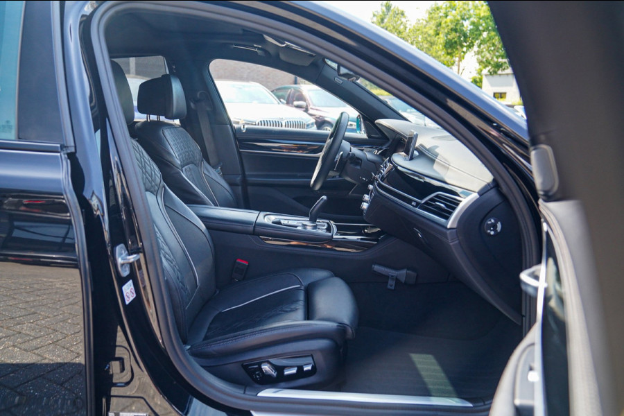 BMW 7 Serie 745e High Executive | Stoelverkoeling | Stuurwiel verwarming | Harman/Kardon | Driving Assistant | Soft Close | NIEUW
