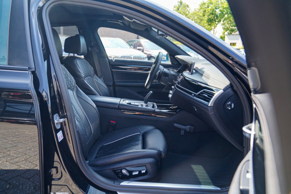 BMW 7 Serie 745e High Executive | Stoelverkoeling | Stuurwiel verwarming | Harman/Kardon | Driving Assistant | Soft Close | NIEUW
