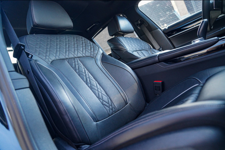 BMW 7 Serie 745e High Executive | Stoelverkoeling | Stuurwiel verwarming | Harman/Kardon | Driving Assistant | Soft Close | NIEUW