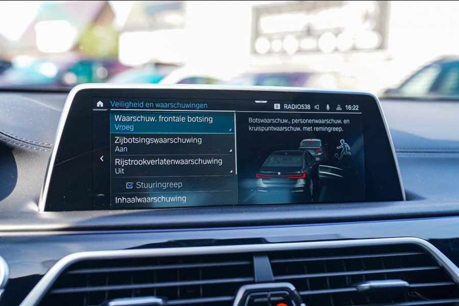 BMW 7 Serie 745e High Executive | Stoelverkoeling | Stuurwiel verwarming | Harman/Kardon | Driving Assistant | Soft Close | NIEUW