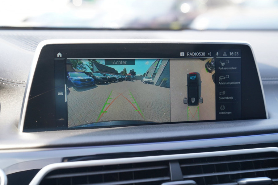 BMW 7 Serie 745e High Executive | Stoelverkoeling | Stuurwiel verwarming | Harman/Kardon | Driving Assistant | Soft Close | NIEUW