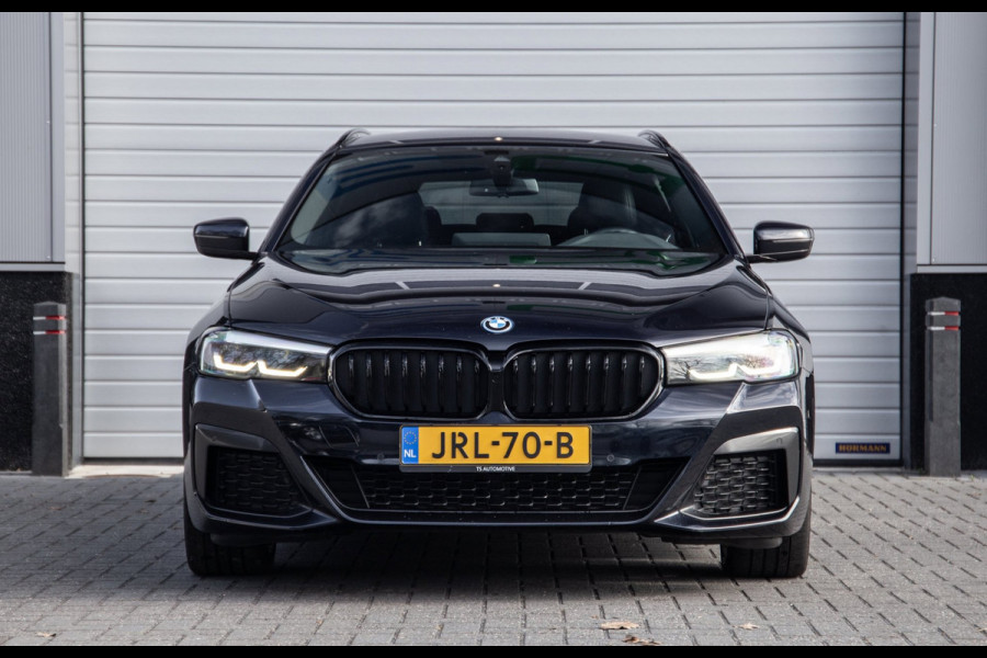 BMW 5 Serie Touring 530e M Sport / Apple Carplay / LED / PHEV / Trekhaak / Stoel Verwarming