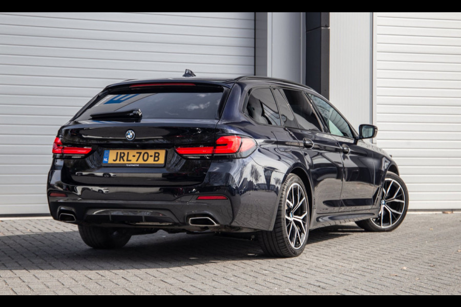 BMW 5 Serie Touring 530e M Sport / Apple Carplay / LED / PHEV / Trekhaak / Stoel Verwarming
