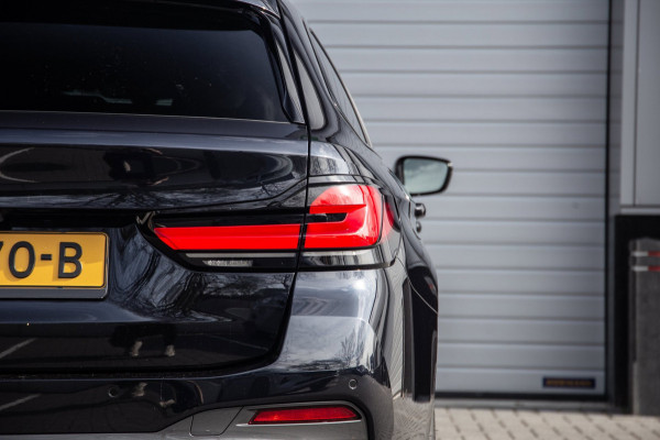 BMW 5 Serie Touring 530e M Sport / Apple Carplay / LED / PHEV / Trekhaak / Stoel Verwarming