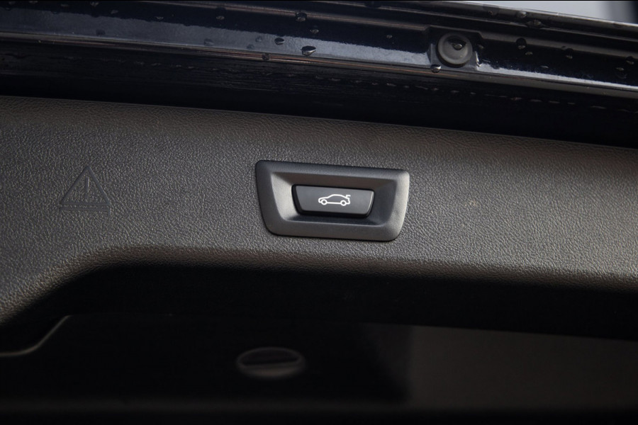 BMW 5 Serie Touring 530e M Sport / Apple Carplay / LED / PHEV / Trekhaak / Stoel Verwarming