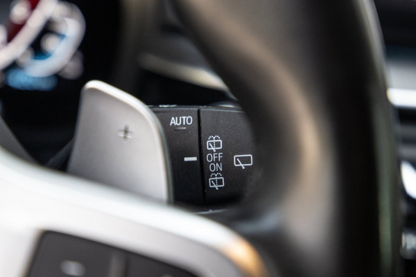 BMW 5 Serie Touring 530e M Sport / Apple Carplay / LED / PHEV / Trekhaak / Stoel Verwarming