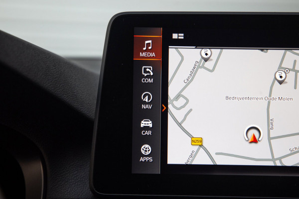 BMW 5 Serie Touring 530e M Sport / Apple Carplay / LED / PHEV / Trekhaak / Stoel Verwarming